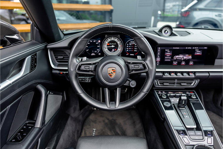 Vehicle Image 15