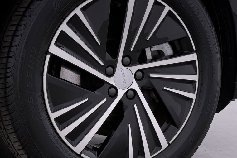 Vehicle Image 40