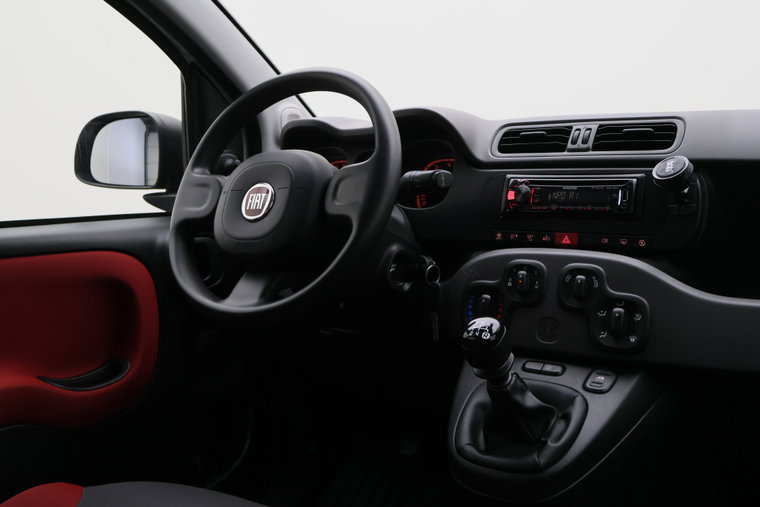 Vehicle Image 25