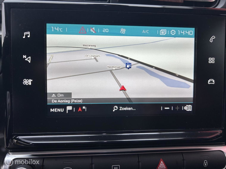 Vehicle Image 19