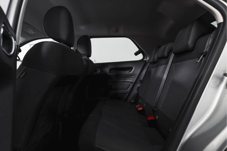 Vehicle Image 38