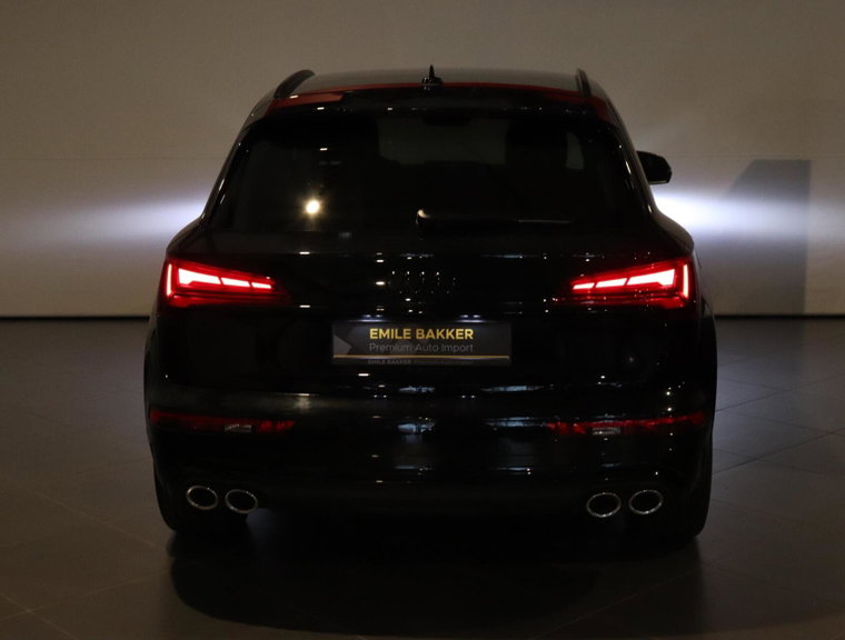 Vehicle Image 38