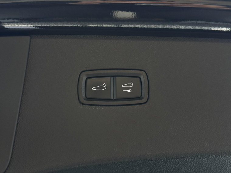 Vehicle Image 47