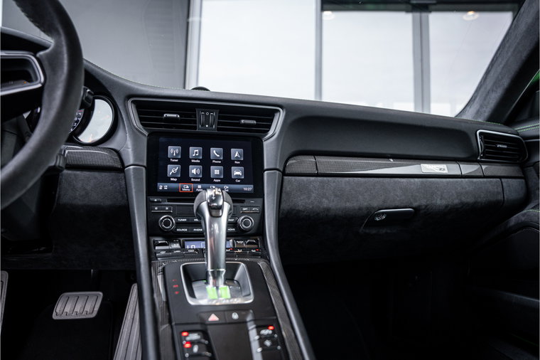 Vehicle Image 23