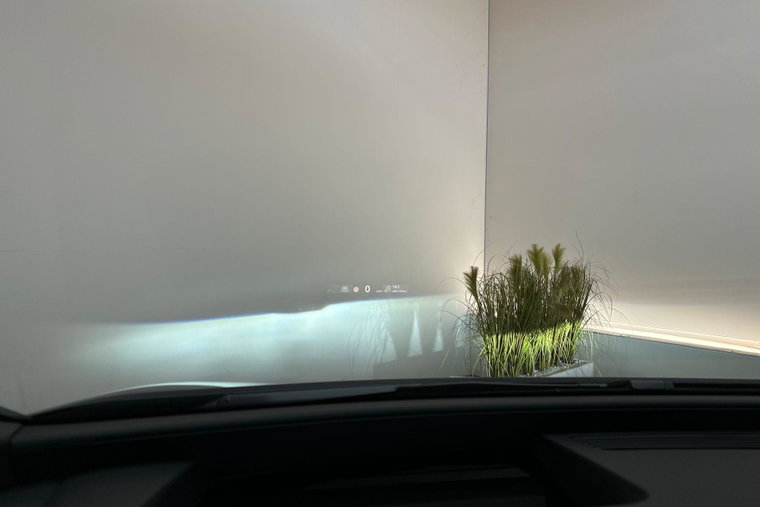 Vehicle Image 35