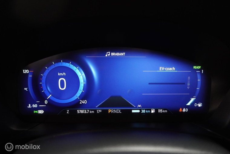 Vehicle Image 38