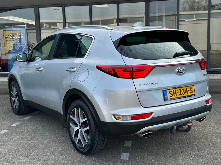 Vehicle Image 17