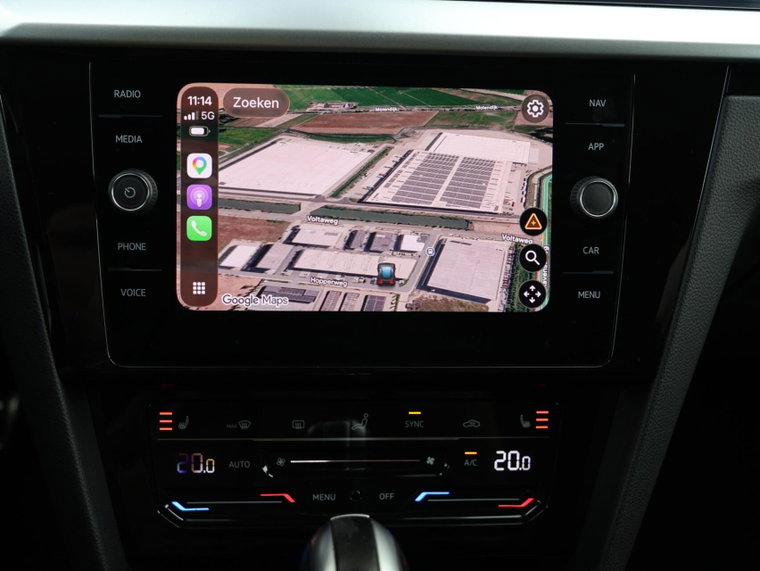 Vehicle Image 18