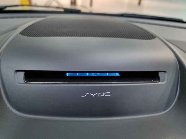 Vehicle Image 38
