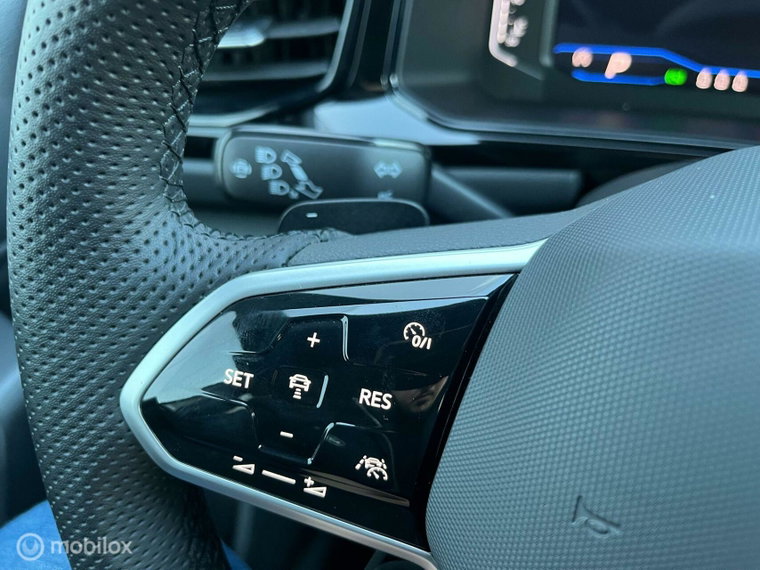 Vehicle Image 39