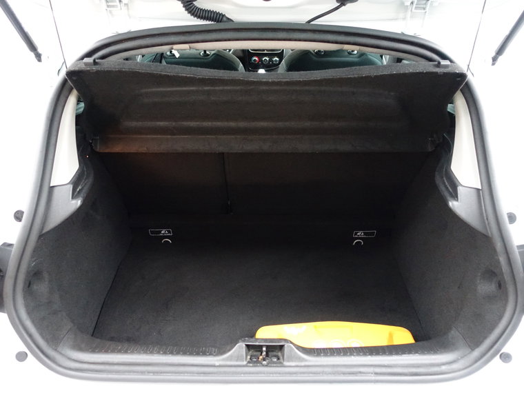 Vehicle Image 33