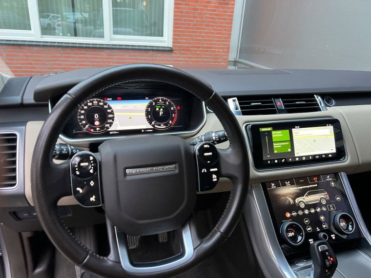 Vehicle Image 13