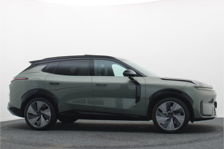 Vehicle Image 23
