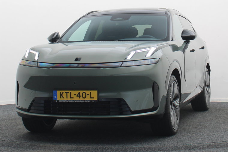 Vehicle Image 25