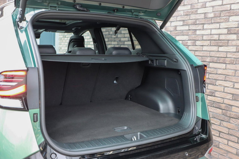 Vehicle Image 17