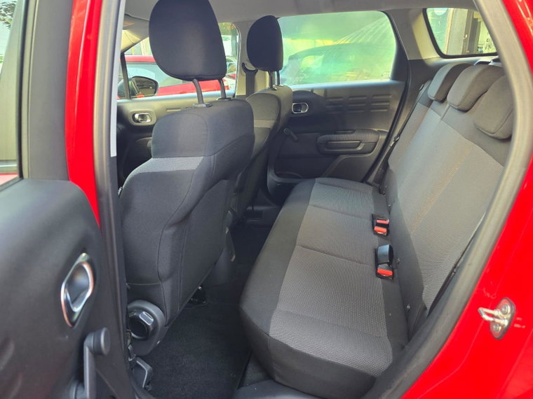 Vehicle Image 17
