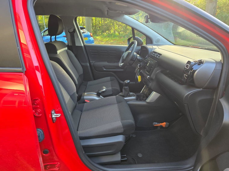 Vehicle Image 20