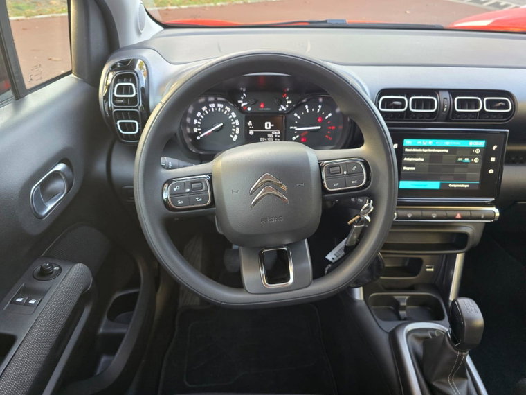 Vehicle Image 23