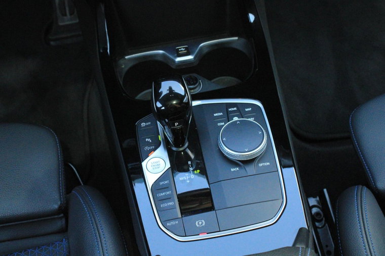 Vehicle Image 27