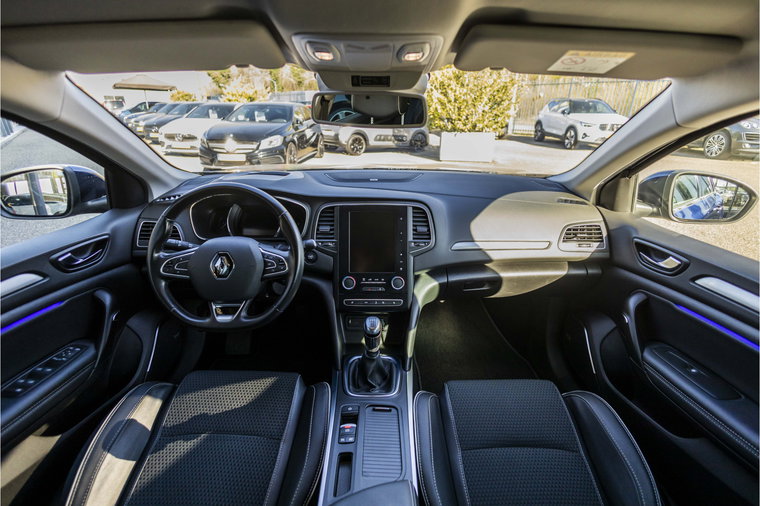 Vehicle Image 15