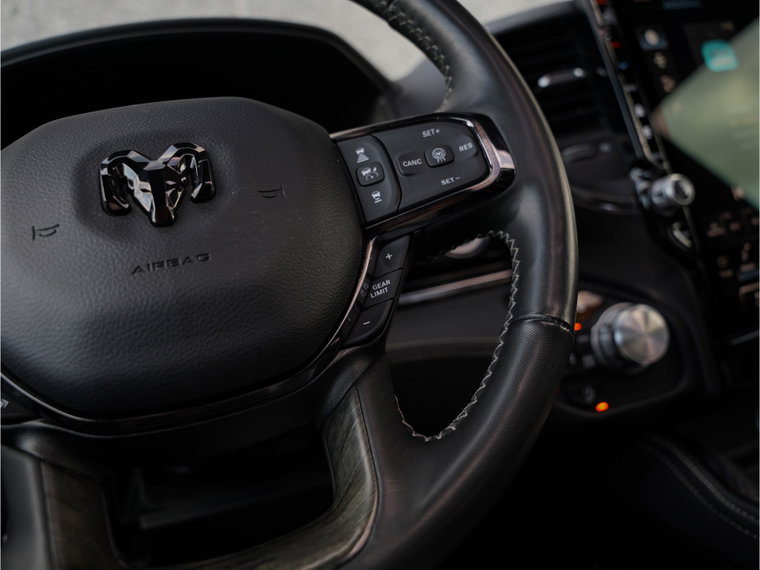 Vehicle Image 45
