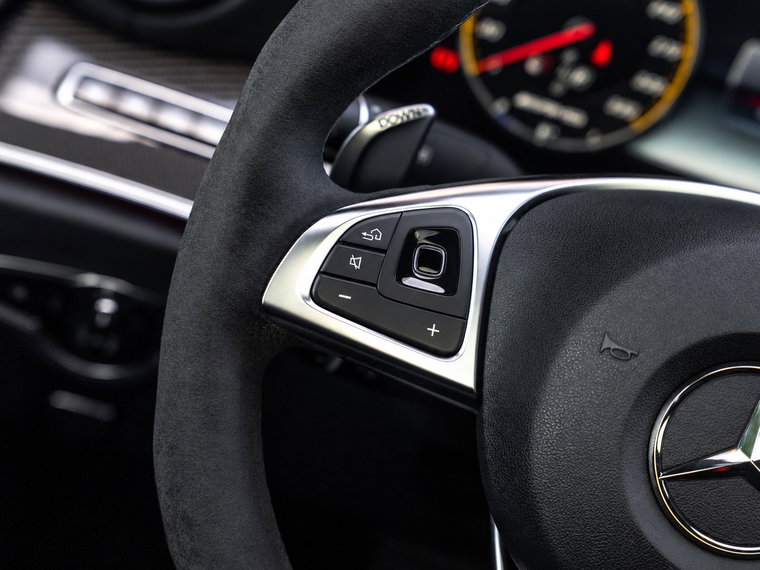 Vehicle Image 35