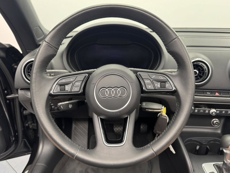Vehicle Image 40