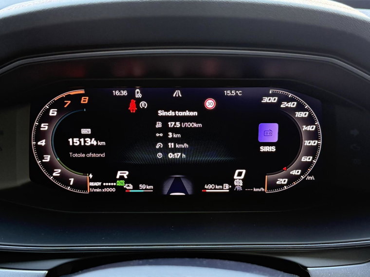 Vehicle Image 38