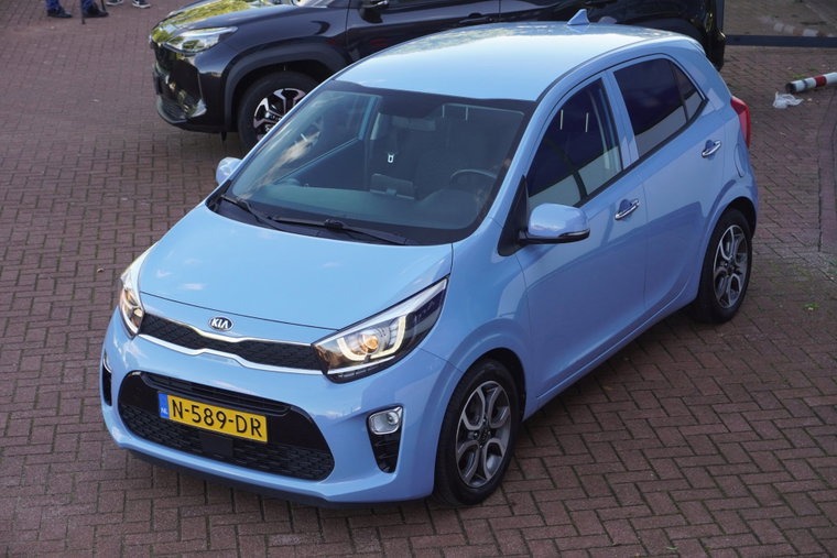 Vehicle Image 30