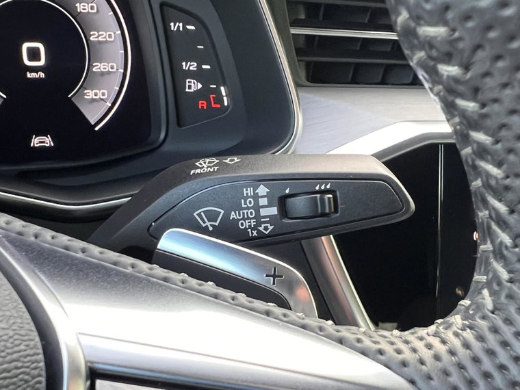 Vehicle Image 60