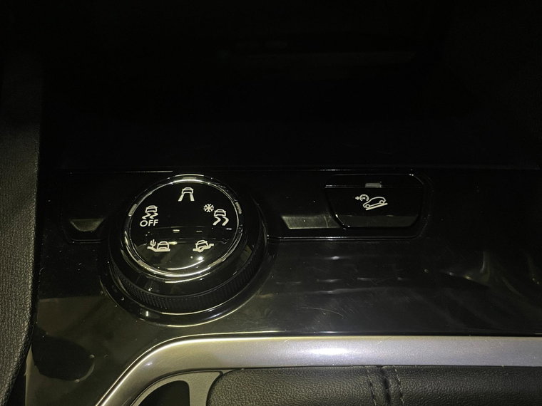 Vehicle Image 48
