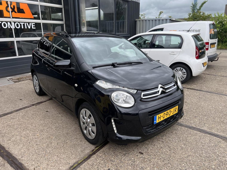 Vehicle Image 6