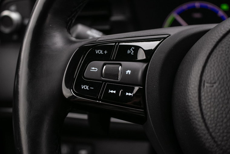 Vehicle Image 38