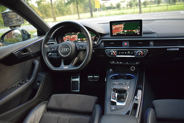 Vehicle Image 23