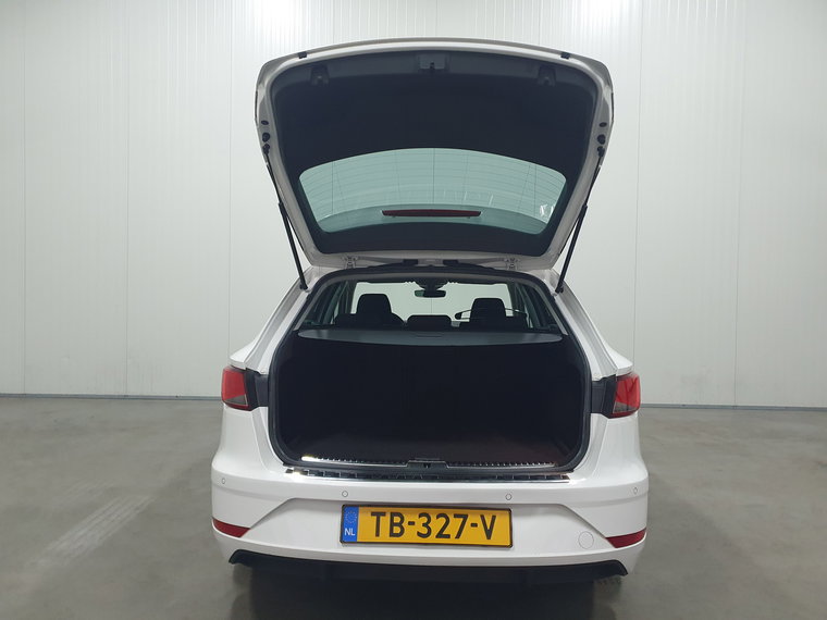 Vehicle Image 28