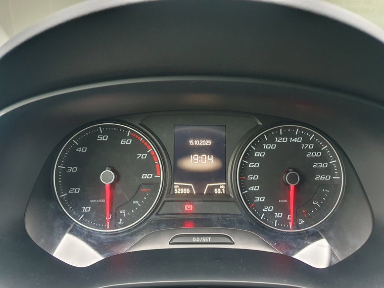 Vehicle Image 34