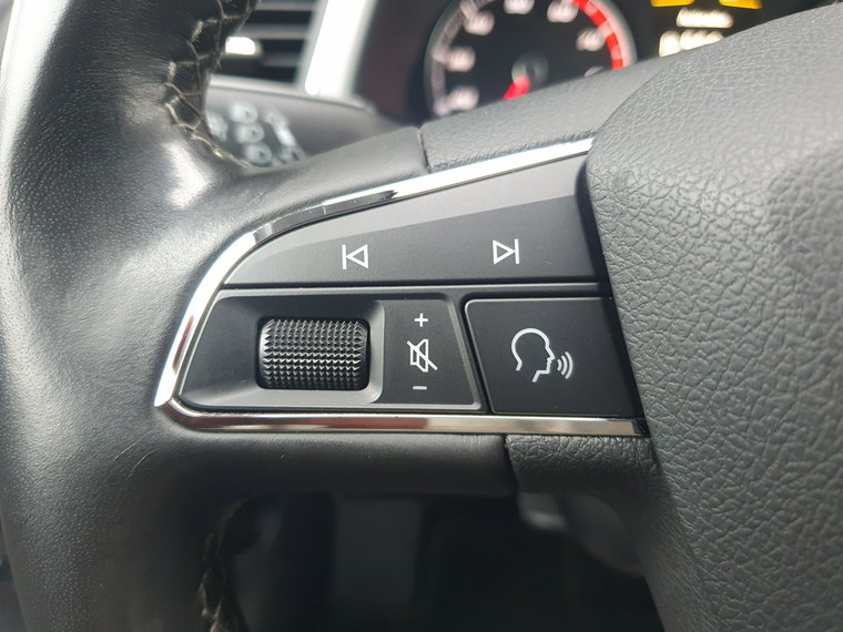 Vehicle Image 39