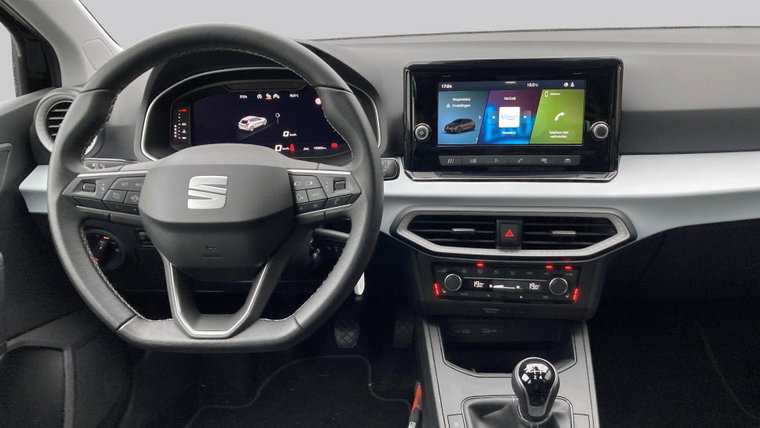Vehicle Image 13