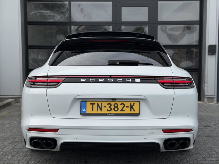Vehicle Image 24