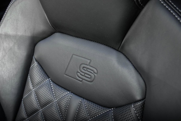 Vehicle Image 40