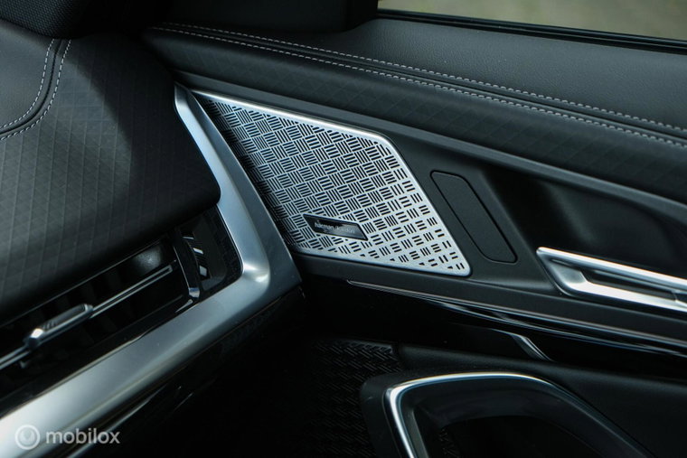Vehicle Image 40