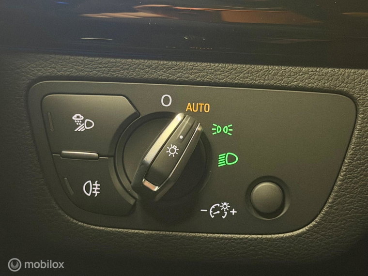 Vehicle Image 50