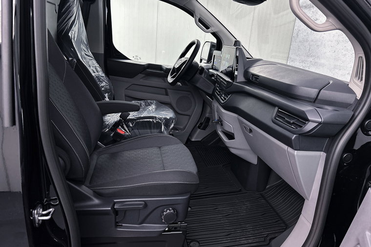 Vehicle Image 22