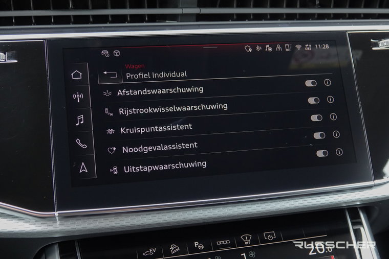 Vehicle Image 42