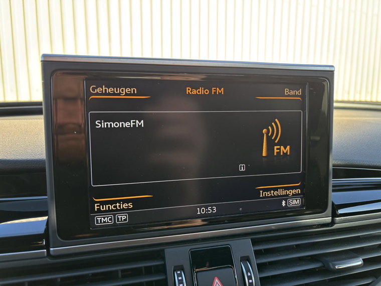 Vehicle Image 42