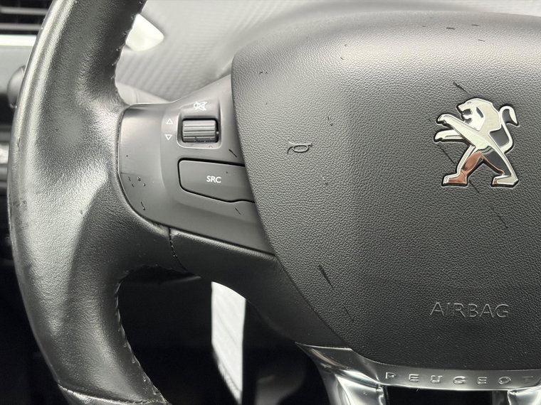Vehicle Image 27