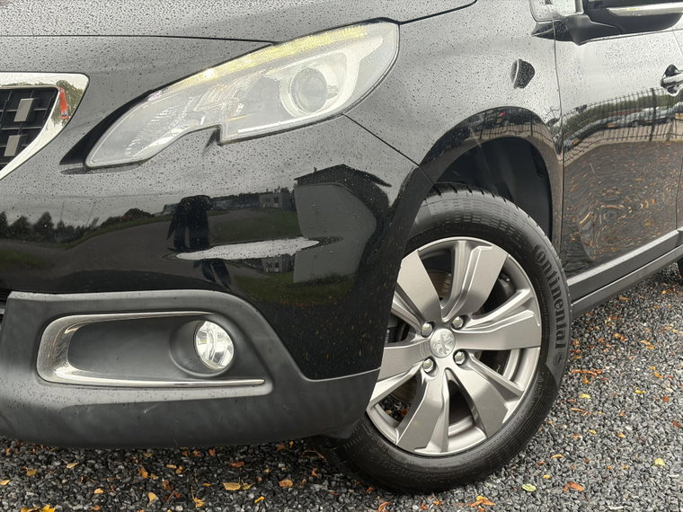 Vehicle Image 36