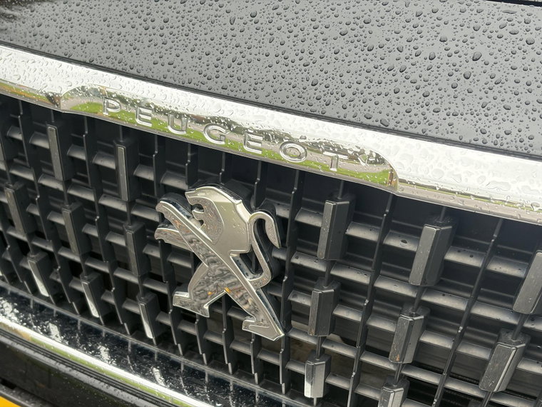 Vehicle Image 37