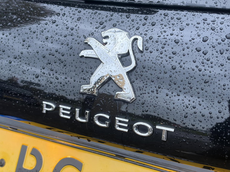 Vehicle Image 40