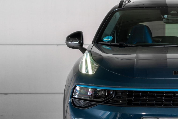 Vehicle Image 4